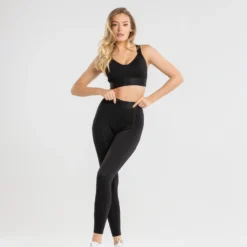 WOMEN'S BEST Hold Sports Bra | Black