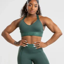WOMEN'S BEST Hold Sports Bra | Jungle Green