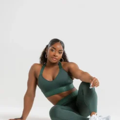 WOMEN'S BEST Hold Sports Bra | Jungle Green