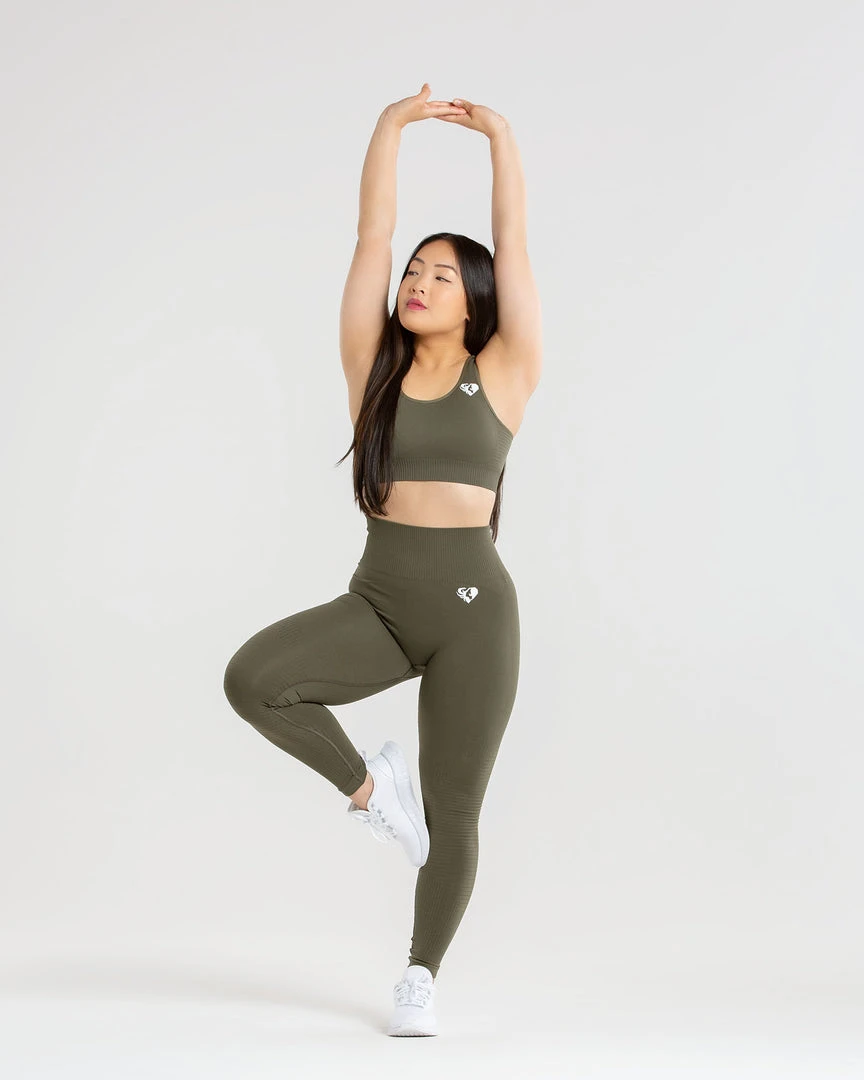 WOMEN'S BEST Power Seamless Sports Bra | Khaki