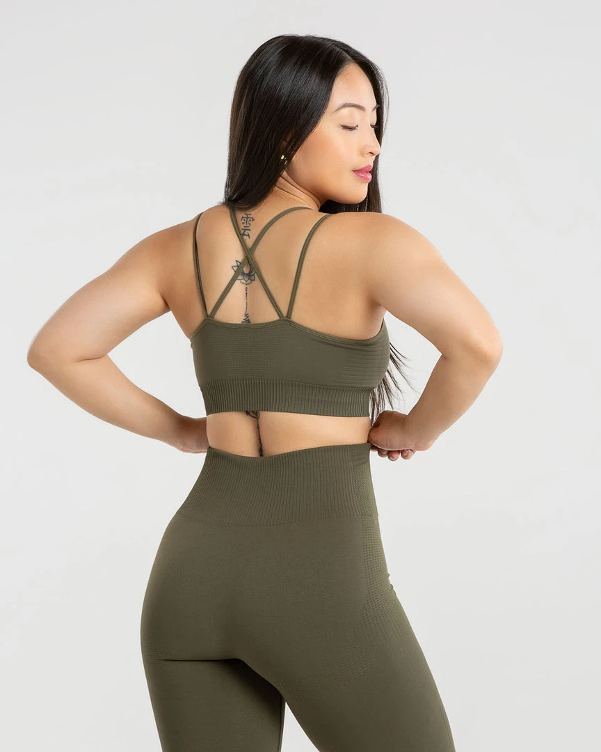WOMEN'S BEST Power Seamless Sports Bra | Khaki