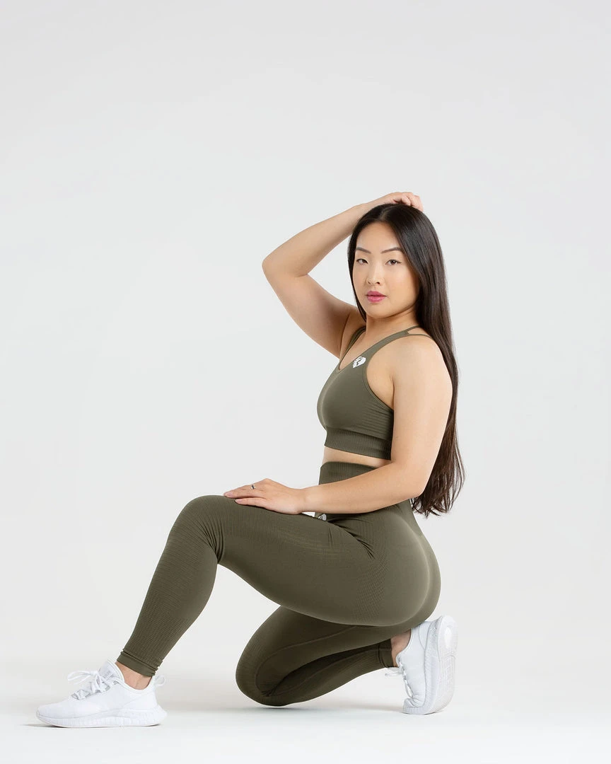 WOMEN'S BEST Power Seamless Sports Bra | Khaki