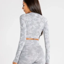 WOMEN'S BEST Camo Seamless Long Sleeve Crop Top | Grey