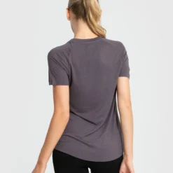 WOMEN'S BEST Comfort Lightweight Short Sleeve Tee | Charcoal SPORTBEKLEIDUNG