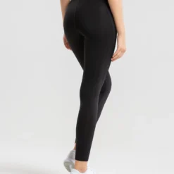 WOMEN'S BEST Hold Leggings | Black