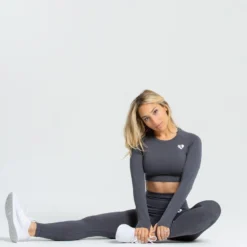 WOMEN'S BEST Move Seamless Long Sleeve Crop Top | Stone Grey Solid SPORTBEKLEIDUNG