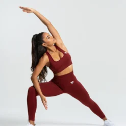 WOMEN'S BEST Move Seamless Leggings | Ruby Red Solid SPORTBEKLEIDUNG