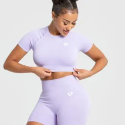 WOMEN'S BEST Power Seamless Short Sleeve Crop Top | Lilac SPORTBEKLEIDUNG