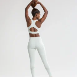 WOMEN'S BEST SPORTBEKLEIDUNG Renew Seamless Sports Bra | Chalk Grey