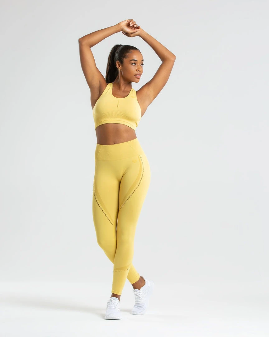 WOMEN'S BEST Renew Seamless Sports Bra | Dried Yellow SPORTBEKLEIDUNG