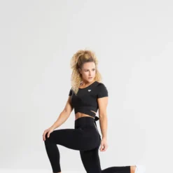 WOMEN'S BEST True Tie Crop Top | Black