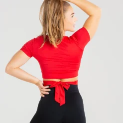 WOMEN'S BEST True Tie Crop Top | Red