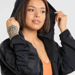 WOMEN'S BEST Hold Windbreaker | Black SPORTBEKLEIDUNG